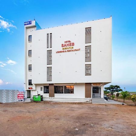 Hotel Saheb Kolhapur Buitenkant foto